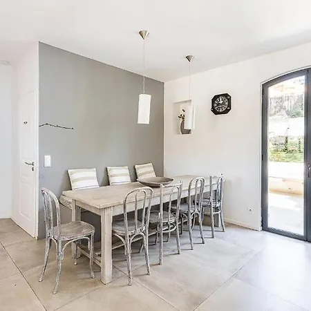 Habitación en casa particular Fully Renovated Provencal House ! Saint-Tropez