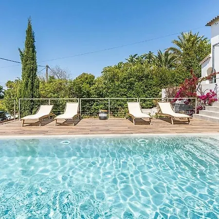 홈스테이 Fully Renovated Provencal House ! 쎙뜨호뻬