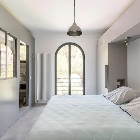 Fully Renovated Provencal House ! 쎙뜨호뻬
