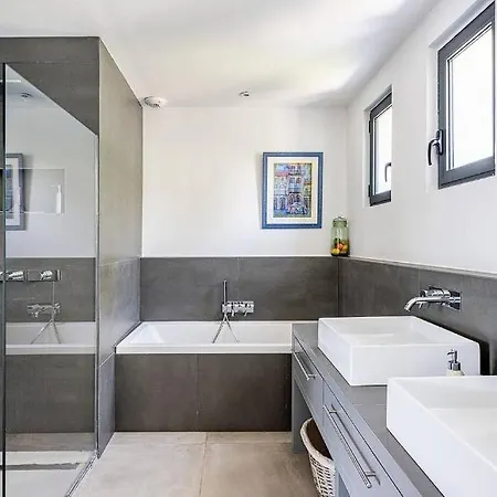 Fully Renovated Provencal House ! * Saint-Tropez